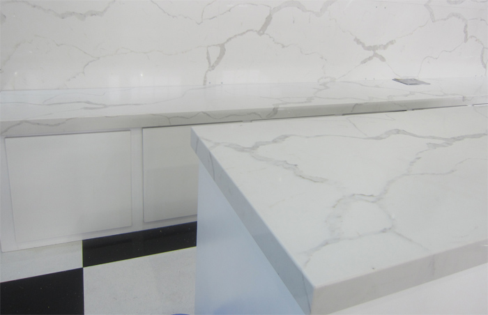 CA001 Calacatta White Artificial Quartz Stone Slab Countertop