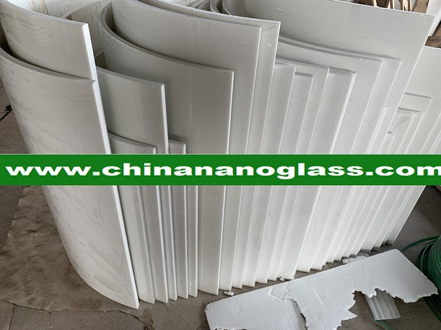 White Crystallized Glass Column