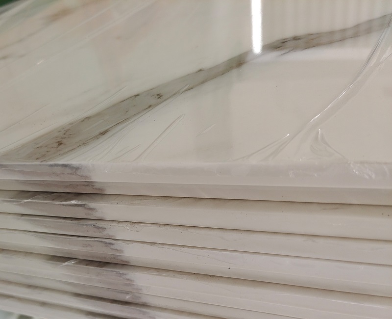 we now have Nanoglass stone whole body Marble pattern vein slab